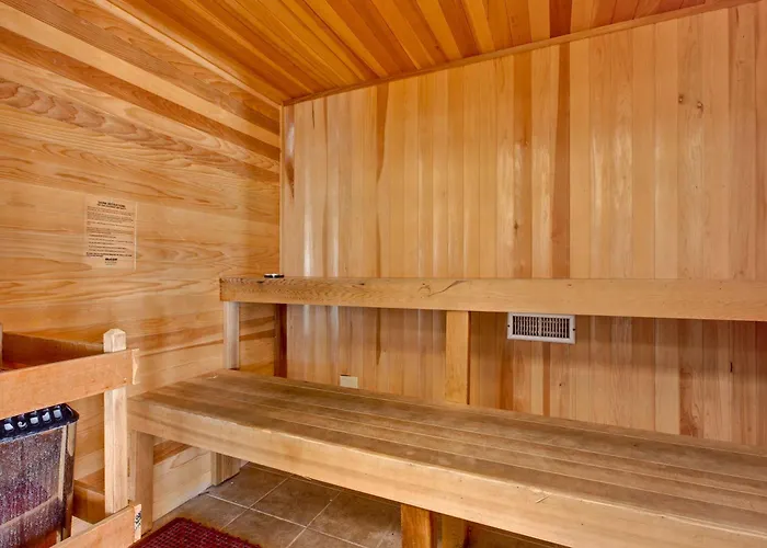 Holiday home Gulf Front W Swim-through Outdoor & Indoor Pool Hot Tub And Sauna